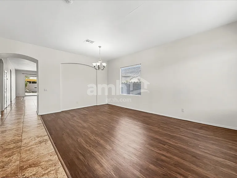 3587 W Morgan Ln — Photo 7
