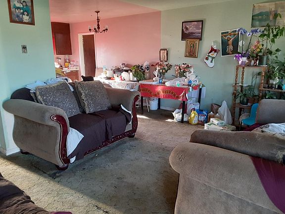 4th image of 320 Jolon Dr