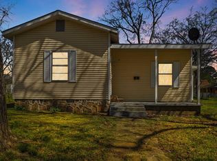 202 N Griffin St, Morrilton, AR 72110