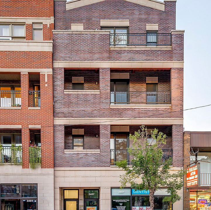 1st image of 2457 N Lincoln Ave APT 3