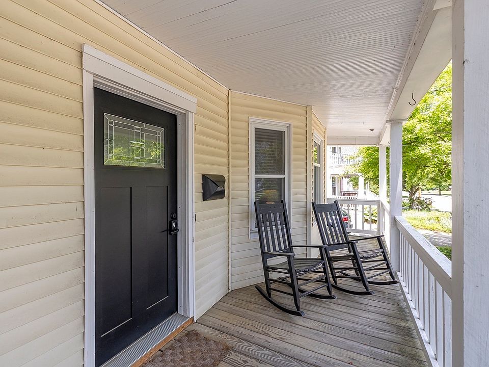 1st image of 58 Maple Ave #58