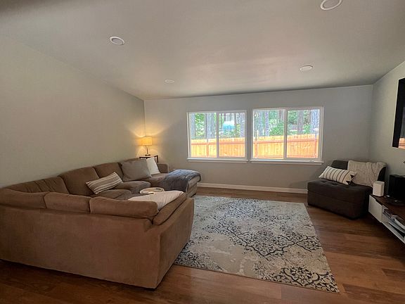 4th image of 953 Lummi Dr