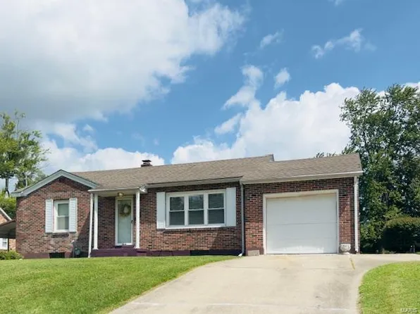614 Highland Dr, Jackson, MO 63755