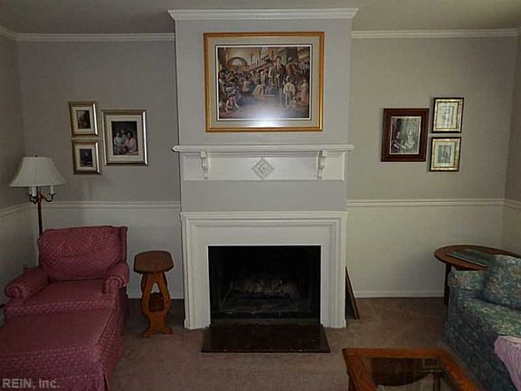 2nd image of 143 Cremona Dr