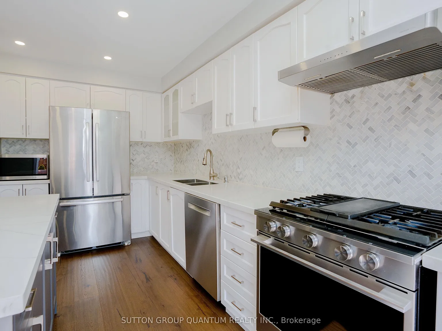 3 bed, $4,100 — Photo 4