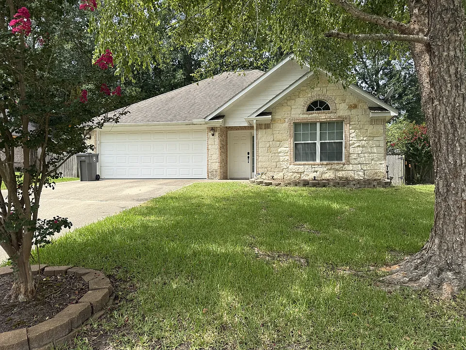 105 Willow Brook Dr