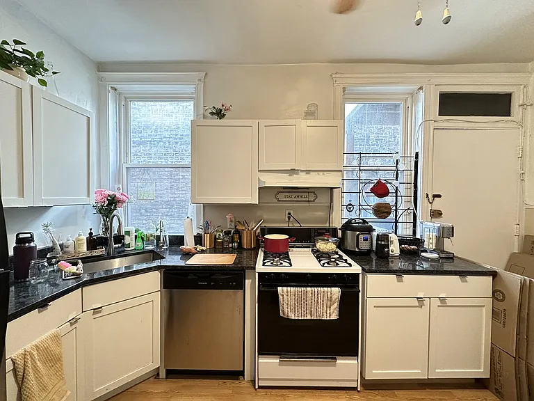 1150 W Waveland Ave #W3 — Photo 5