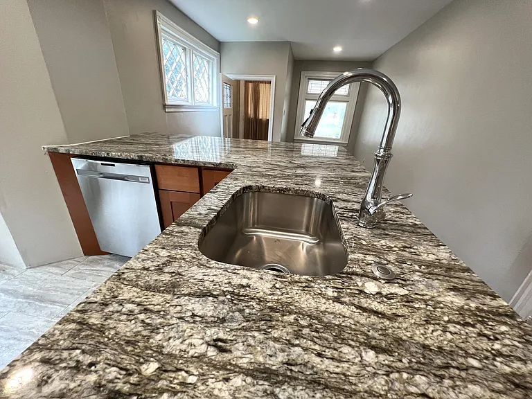 506 W Harvey St #1 — Photo 8
