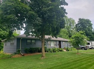 15744 Stamford St, Livonia, MI 48154