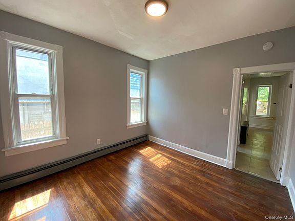 3rd image of 85 Overlook Place