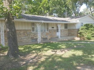 1900 E 61st St N, Wichita, KS 67219