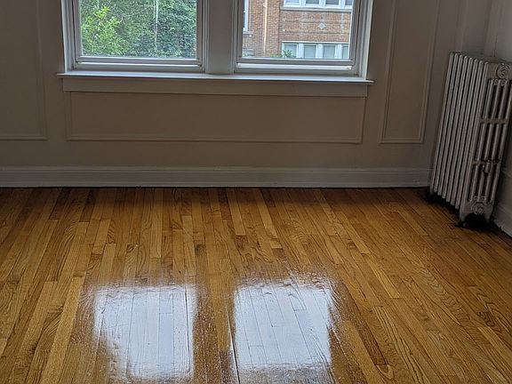 4th image of 4922 W Cuyler Ave #2S