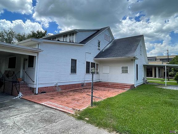 3rd image of 58055 Meriam St