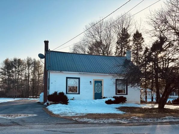 72 Lebanon Rd, Winterport, ME 04496