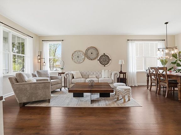 5th image of 2240 Trailside Ln
