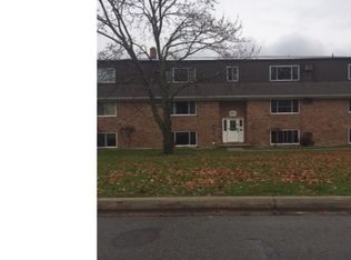 1617 S Riverside Ave, Saint Clair, MI 48079