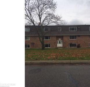 1617 S Riverside Ave, Saint Clair, MI, 48079