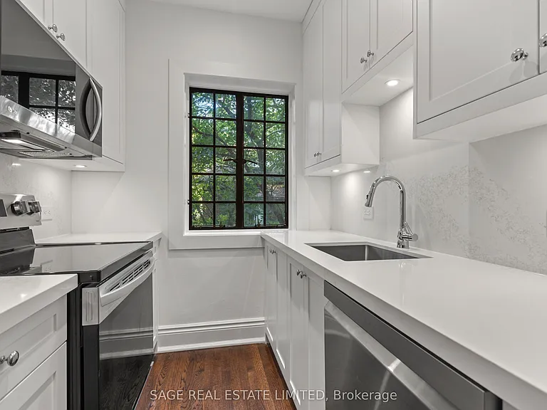 150 Balmoral Ave #502 — Photo 12
