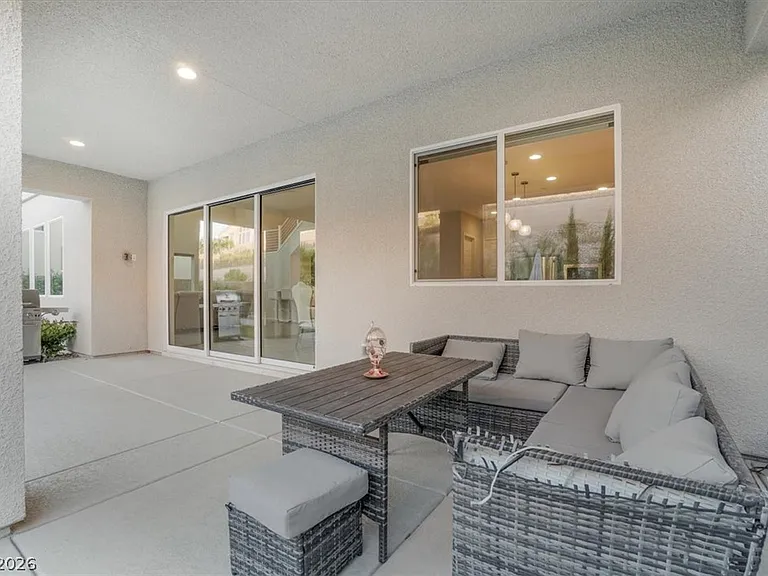 32 Vista Outlook St — Photo 32