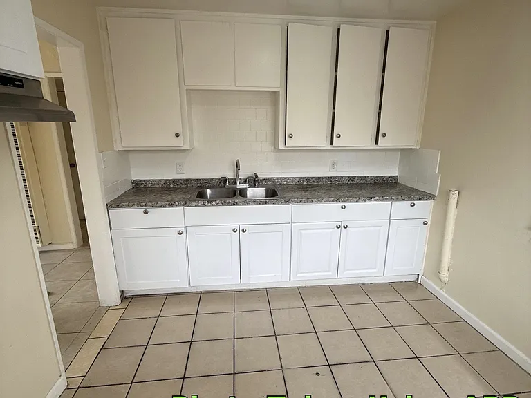 1311 Lake St #A — Photo 6