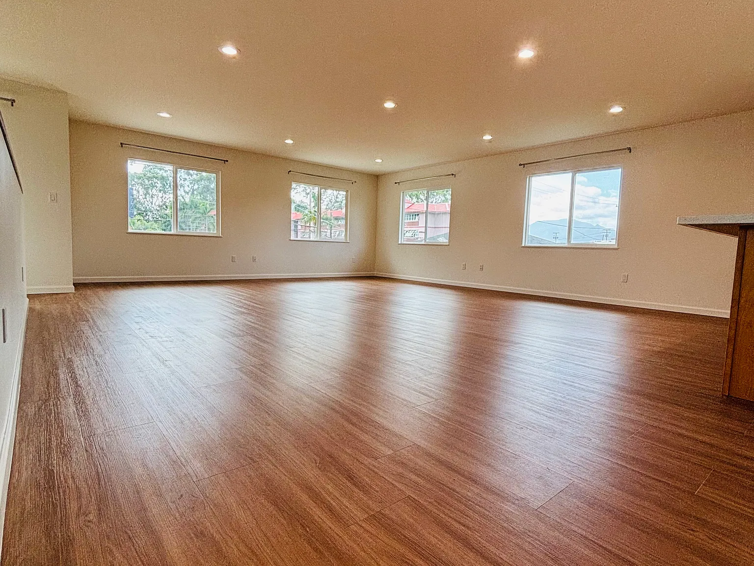 310 Walker Ave — Photo 3