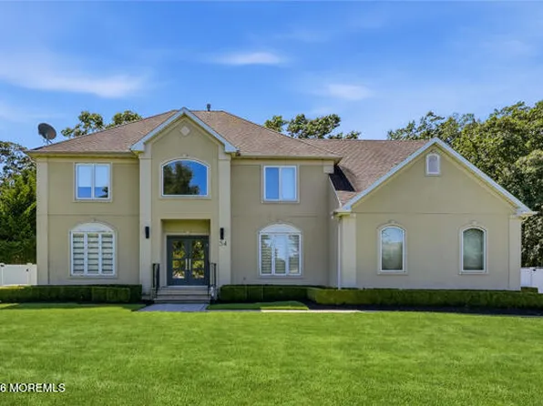54 Georgetown Road, Eatontown, NJ 07724