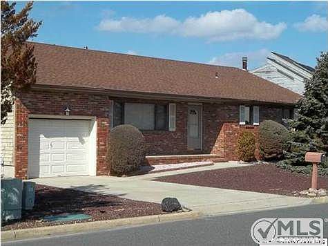 5th image of 3292 Long Point Dr
