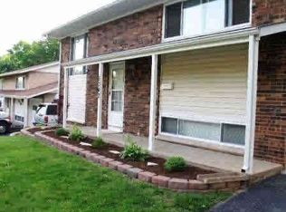 5342 Ville Rosa Ln, Hazelwood, MO 63042