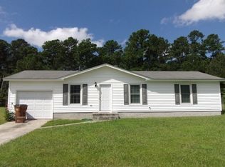 103 Fieldcrest Dr, Jacksonville, NC 28546