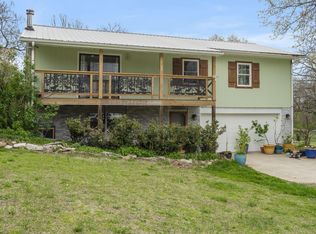 152 Farnsworth Ln, Marshfield, MO 65706