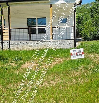 2nd image of 2505 Boyds Bridge Pike