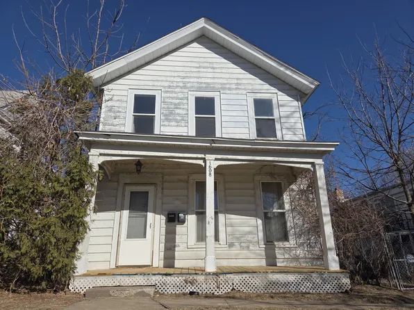 1608 E 12th St, Davenport, IA 52803