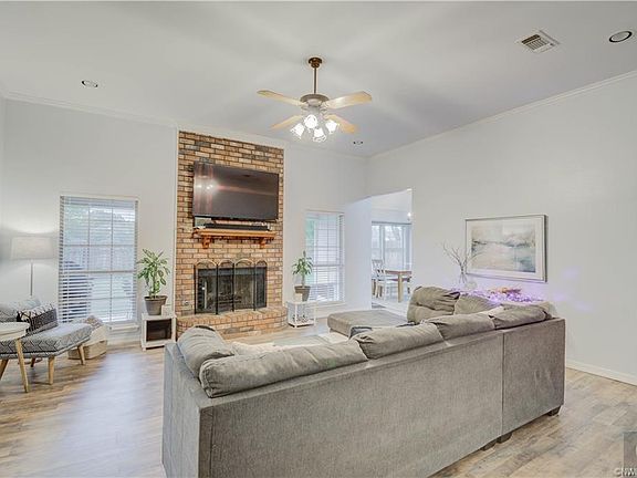 5th image of 5011 Sunflower Blvd