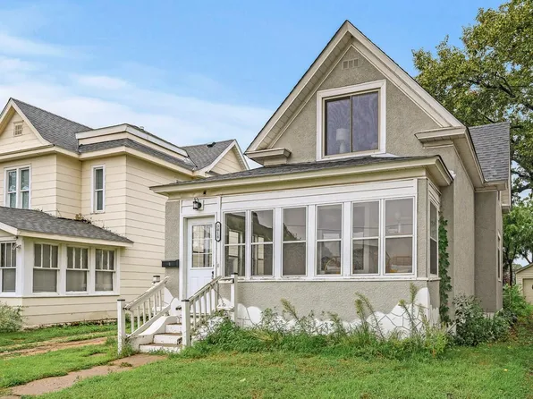 3018 California St NE, Minneapolis, MN 55418