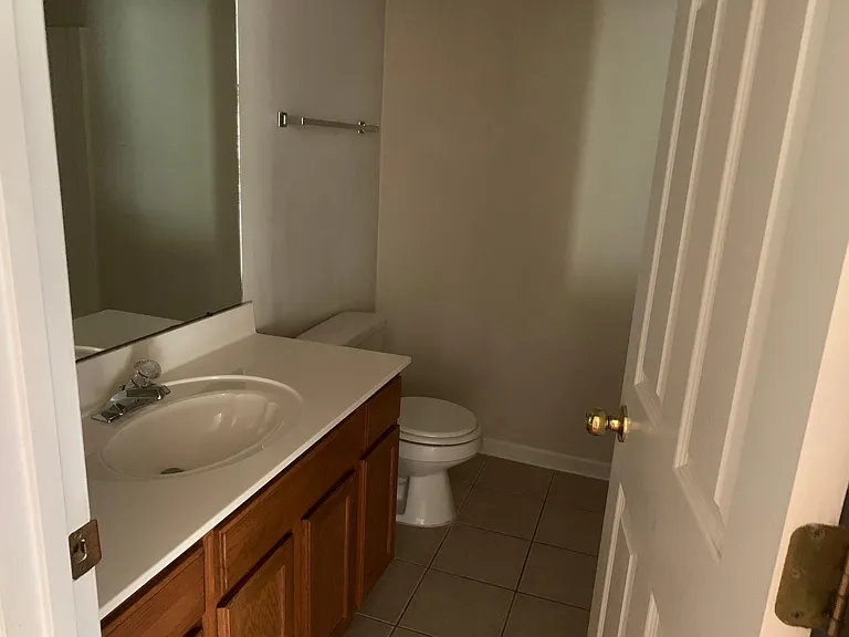 110 Meadowglade Ln — Photo 10