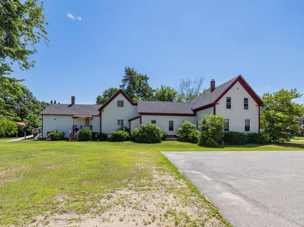 95 Harpswell Road, Brunswick, ME 04011