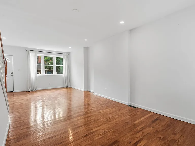 1318 S Reese St — Photo 25