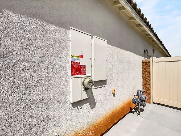 9521 Venetian Way — Photo 57