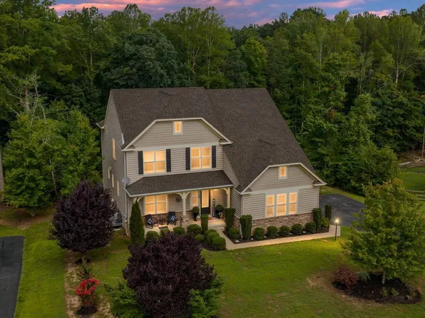 215 Rock Raymond Dr, Stafford, VA 22554