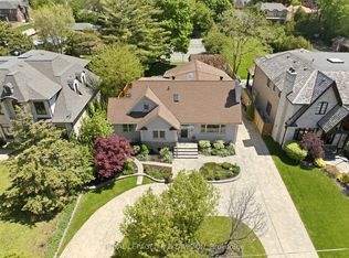 111 Warwood Rd, Toronto, ON M9B5B6