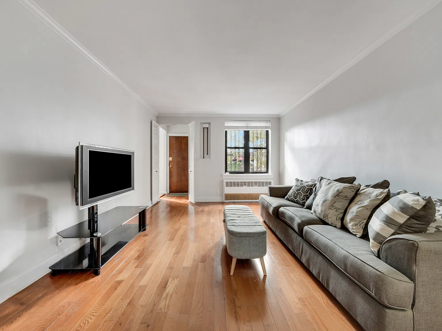 841 East 55th Street — Photo 1