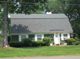 15 Birch St, Danbury, CT 06810