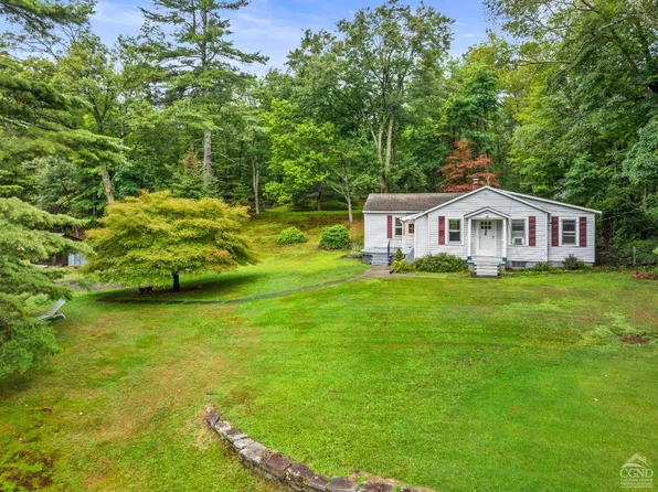 228 Spillway Rd, Hurley, NY 12491