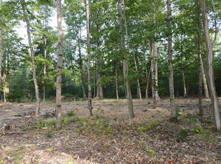 6 Oak Pond Rd, Skowhegan, ME 04976