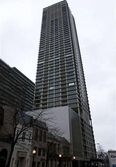 1st image of 1000 N Lake Shore Dr APT 1806