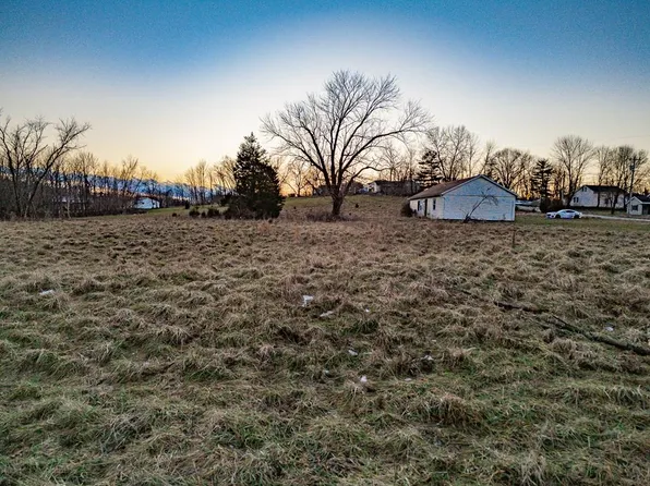 3791 Maple Grove Rd, Chillicothe, OH 45601