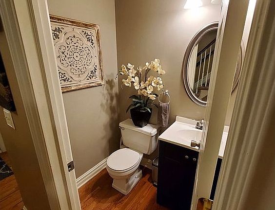 5th image of 42356 Lynda Dr