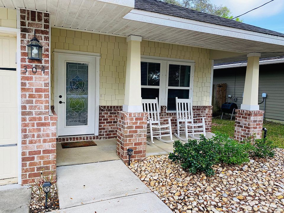 1st image of 304 Palm Blvd