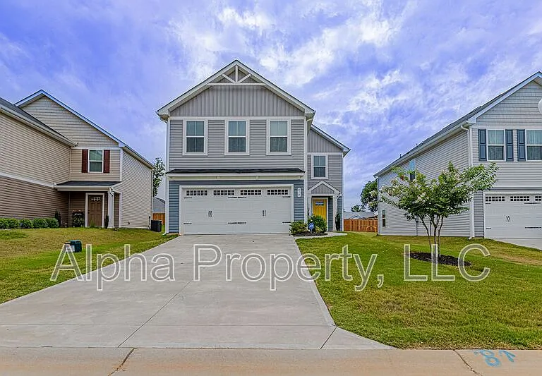 818 Purcell Dr — Photo 1