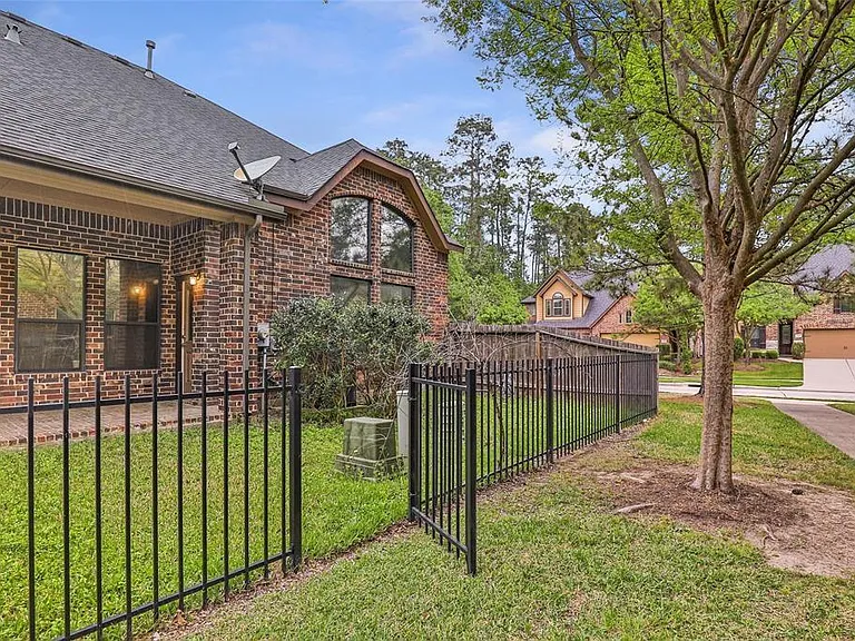 17906 Arapaho Hill Ln — Photo 19